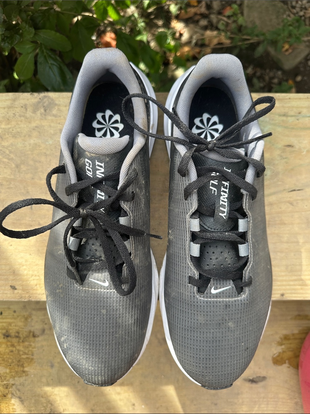 Nike Men’s Gray and Black Athletic Golf Shoes